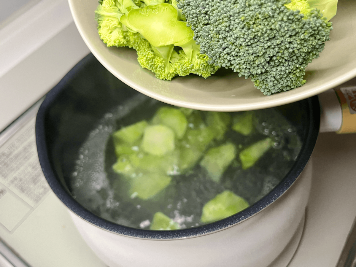 ブロッコリーのソテーミートソース