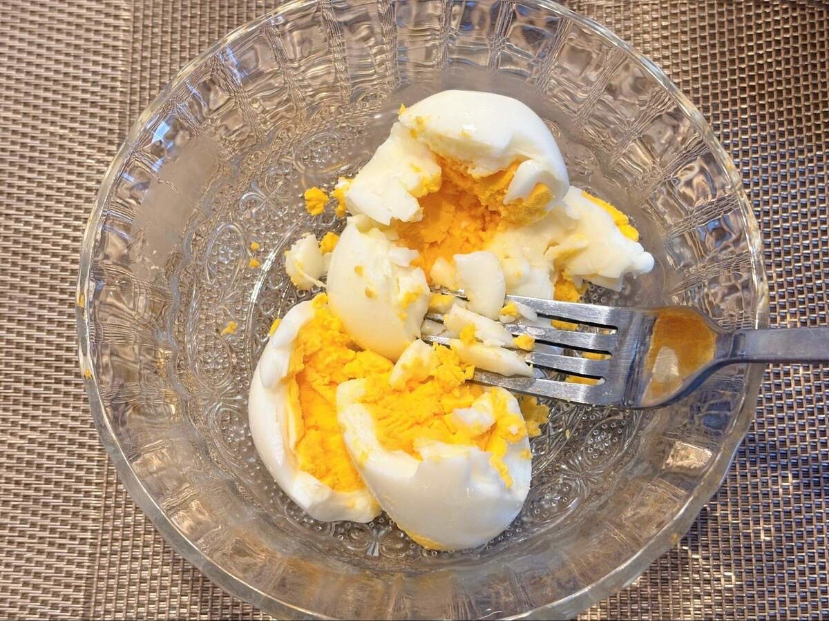 りんちょこチャンネルさん「海老とアボカドのタルタル仕立て」のレシピ