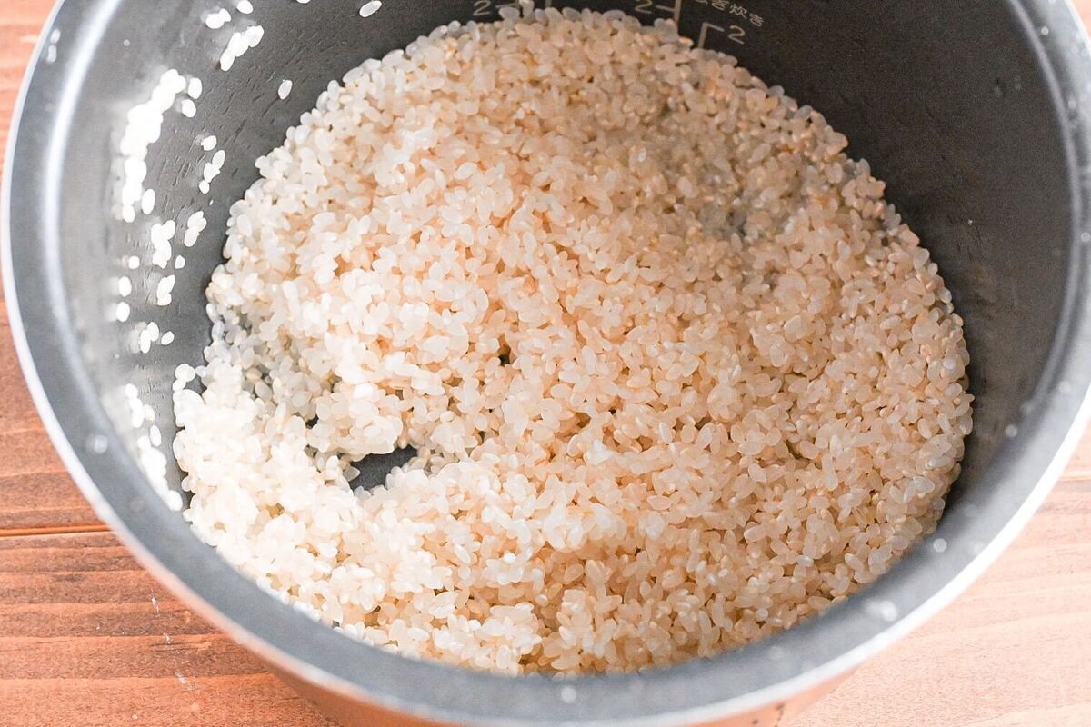 「玉ねぎ丸ごと炊き込みごはん」