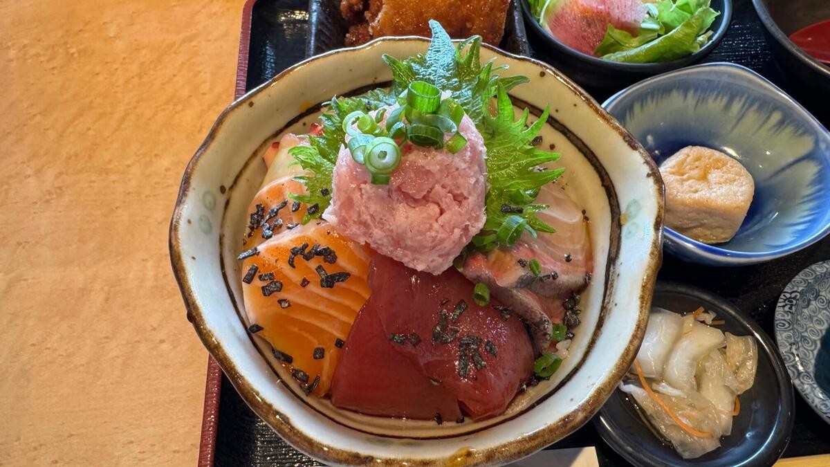 愛知県春日井市の「海鮮 信長食堂」