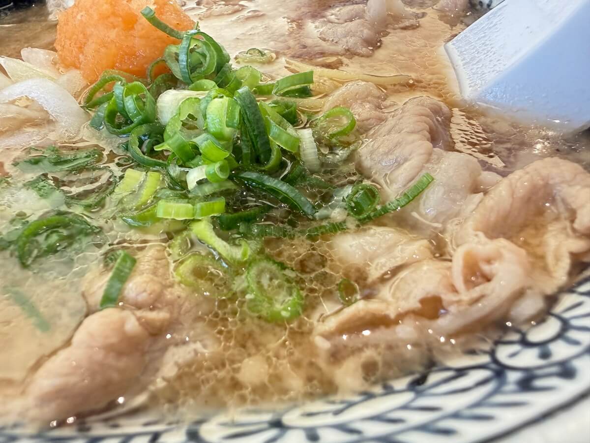 丸源ラーメン「熟成醤油肉そば」