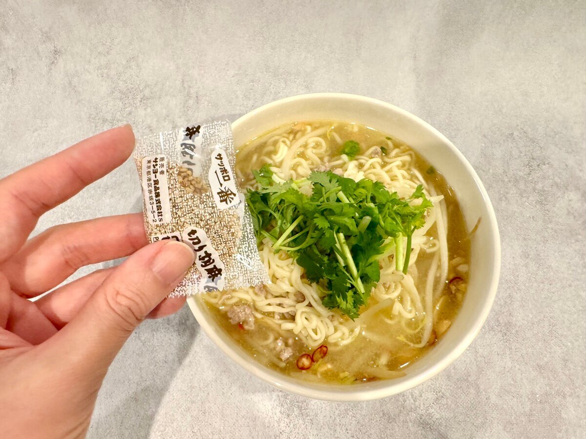タイの台所さん「サッポロ一番塩らーめん タイ風アレンジ」