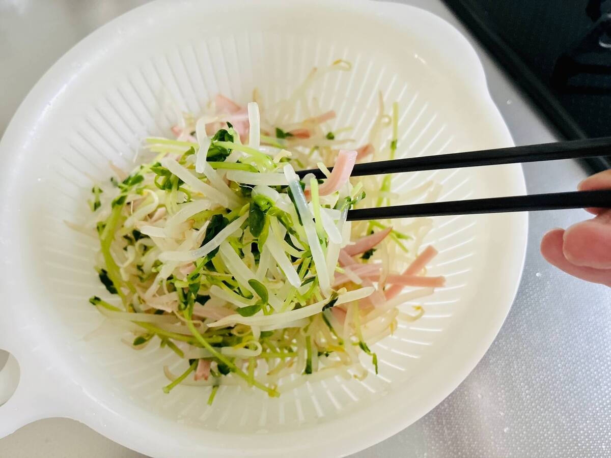 もやし×豆苗の洋風サラダ