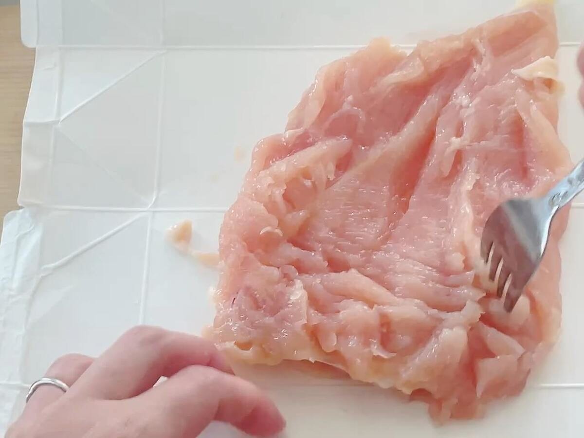 北斗晶さん「鶏むね肉でさっぱりわらじカツ」