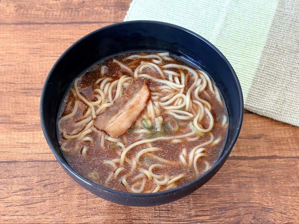 コスモス専売品の冷凍ラーメン