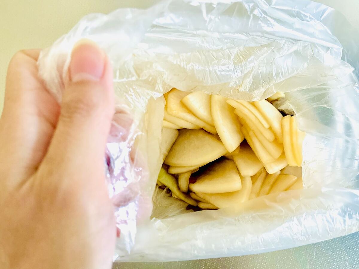 父直伝！ポリ袋に入れるだけ「大根の浅漬け」