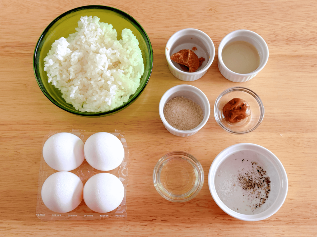 オープンオムライスの梅みそソース