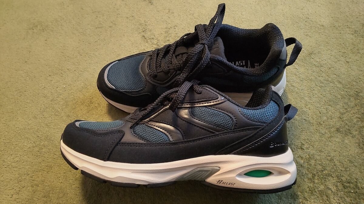 【ワークマン】ウォーキングシューズ「ハイバウンスバラストウォーク」