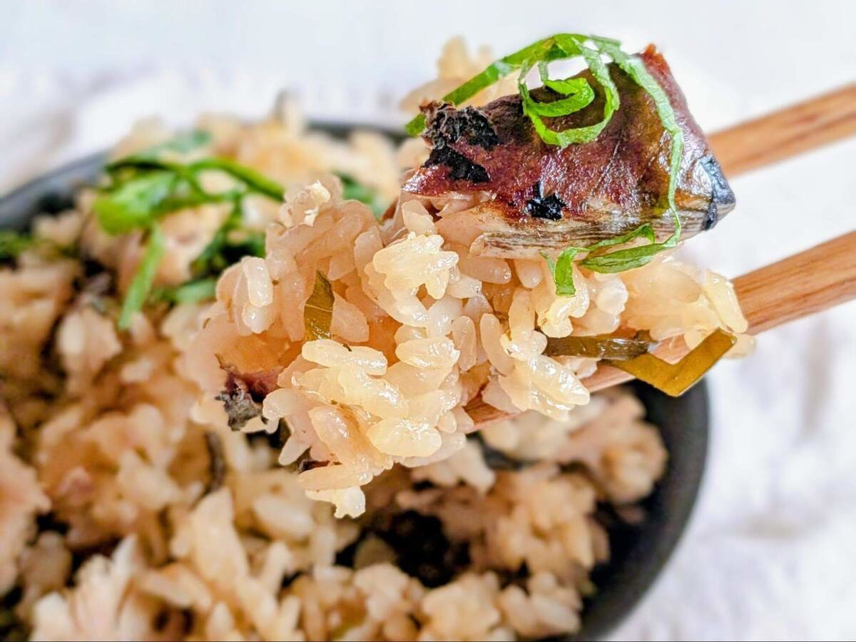 塩こんぶとさば缶の炊き込みご飯