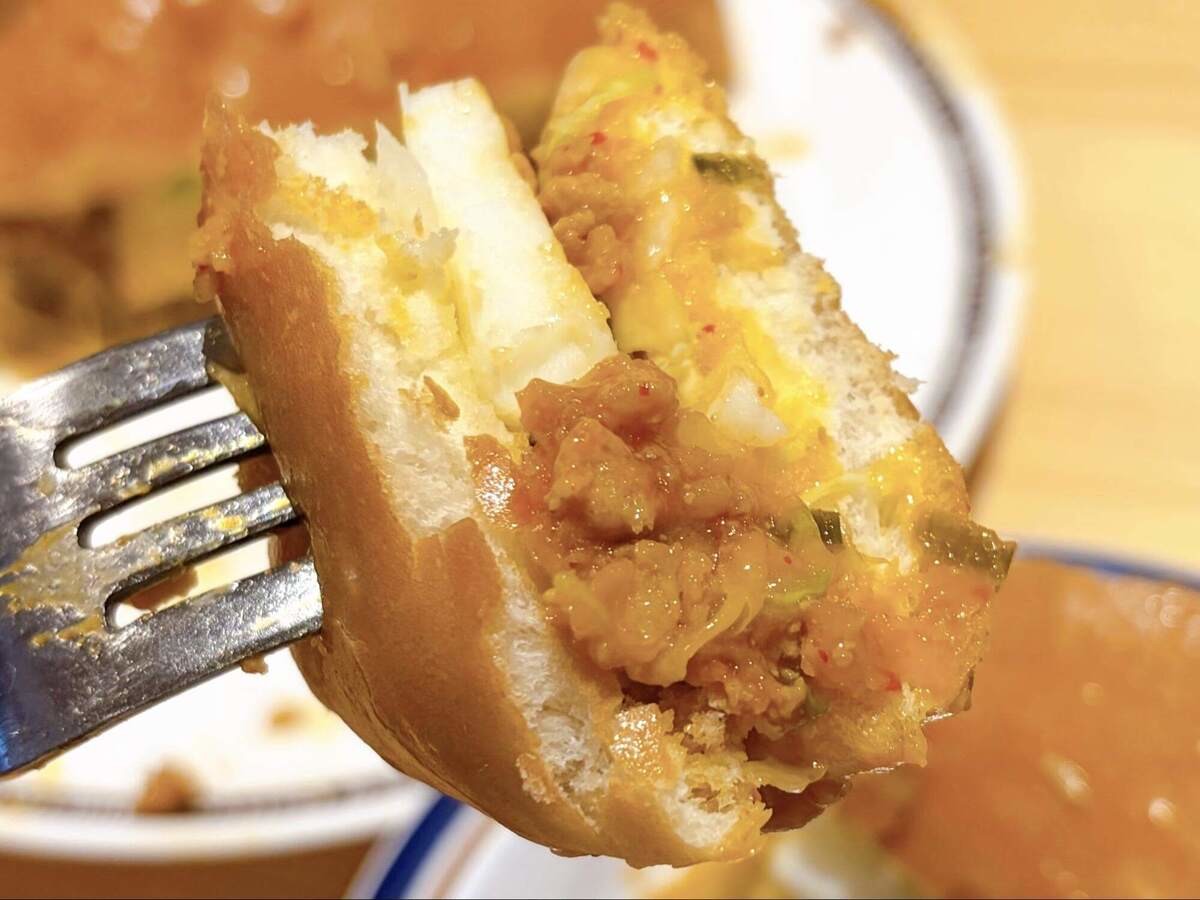 台湾ミンチのコメドムバーガー