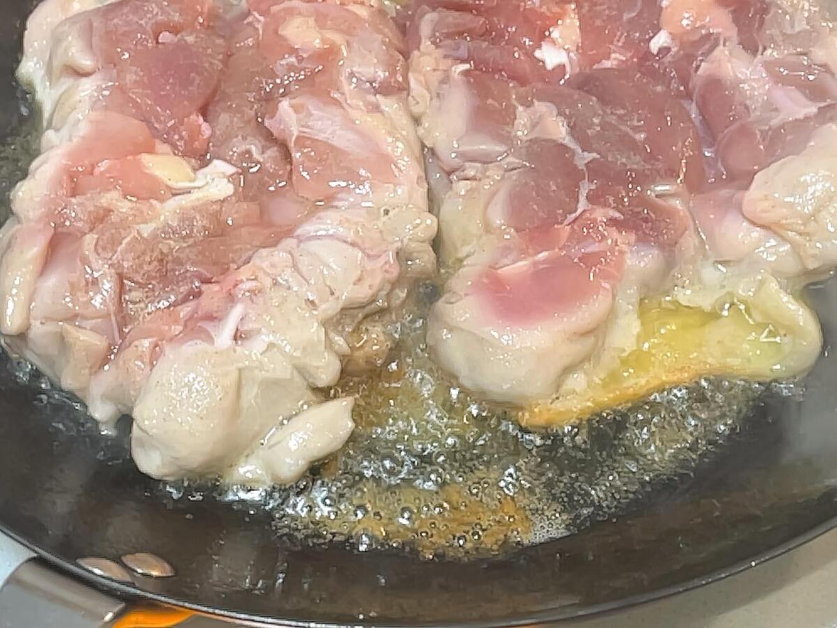 鶏の洋風おろしソース