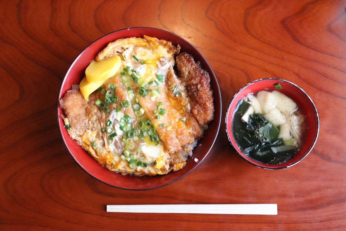 大衆食堂はづき