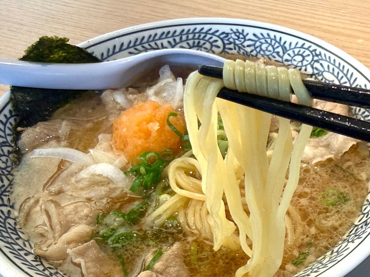 丸源ラーメン「熟成醤油肉そば」
