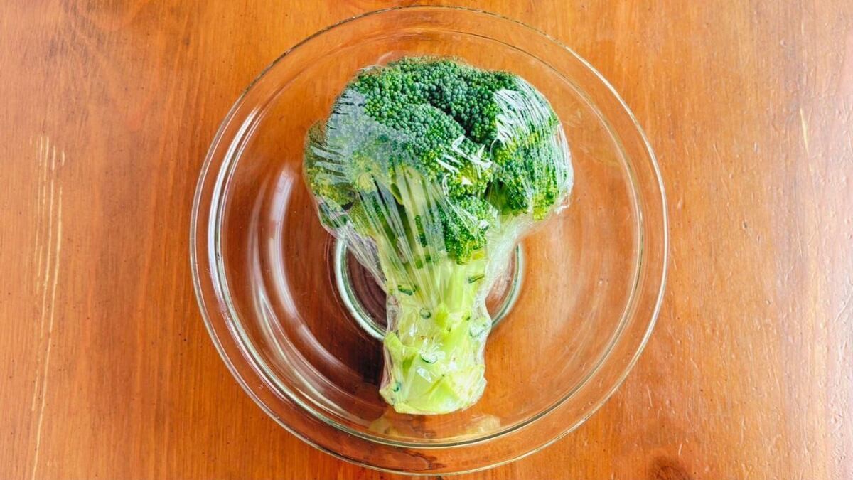 ブロッコリーのツナマヨ塩昆布あえ