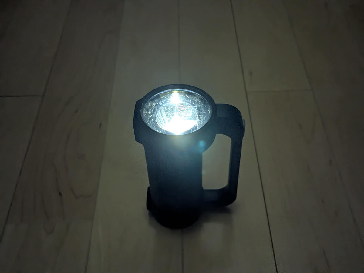 停電時に使える懐中電灯の裏ワザ3選
