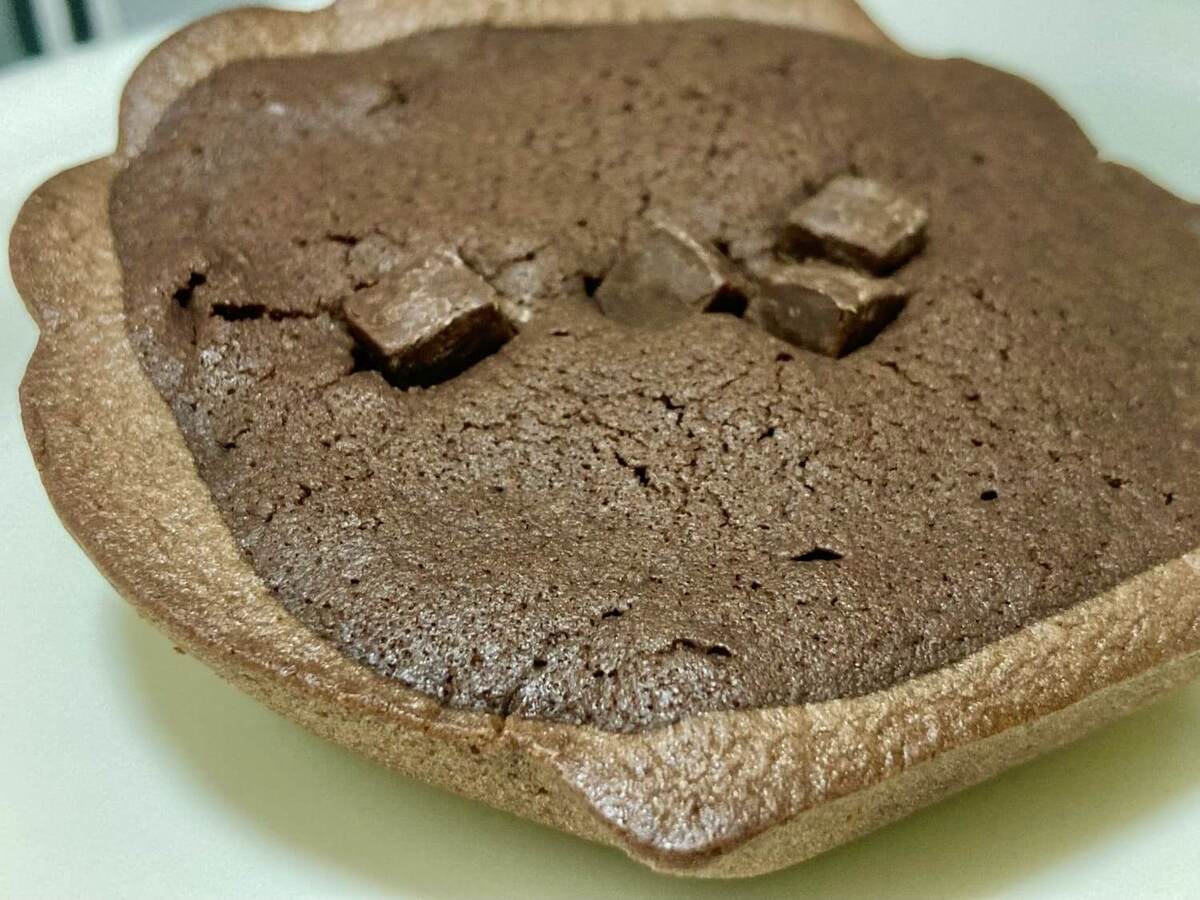 【ファミマがチョコだらけ2025】全11種から9種を食べ比べ！