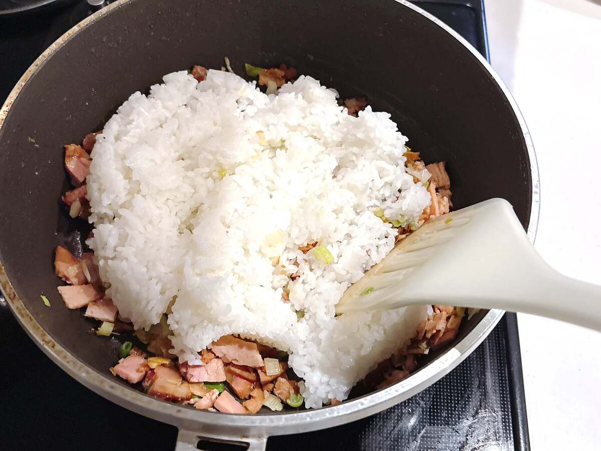 ニチレイ公式「絶品チャーハン」