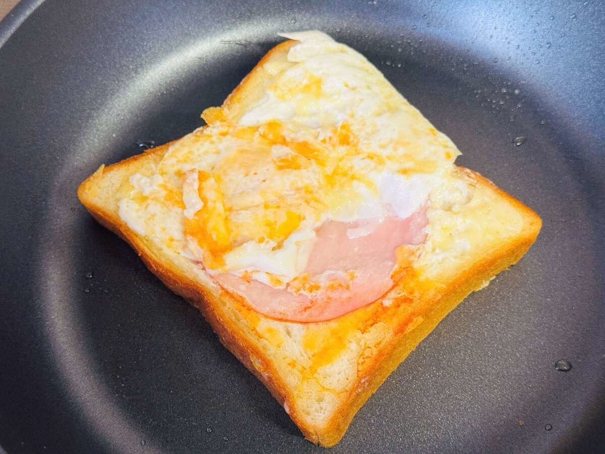 卵チーズトースト