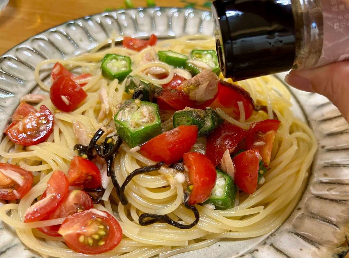 トマトとオクラの冷製パスタ