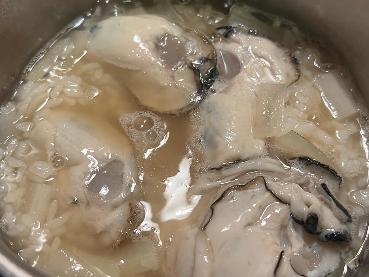 キッコーマン公式「かきと大根の雑炊」