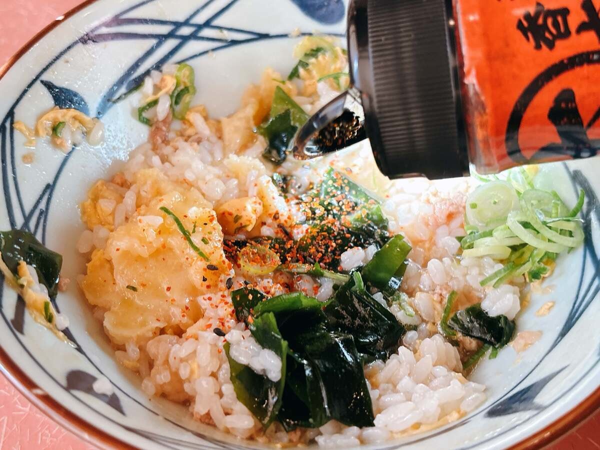 丸亀製麺「肉がさね玉子あんかけ 並(税込840円)」