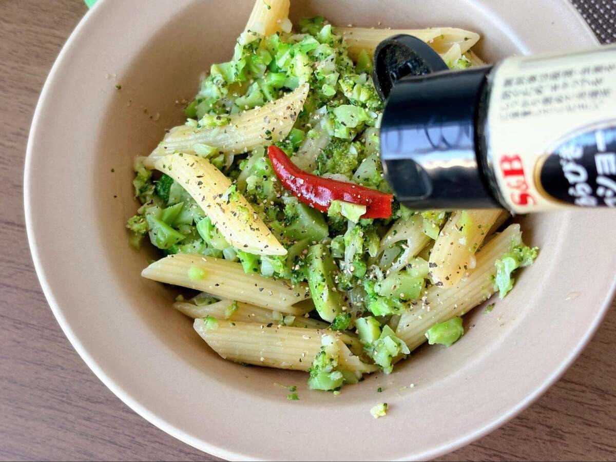 和田明日香さん「削りブロッコリーソースのパスタ」のレシピ