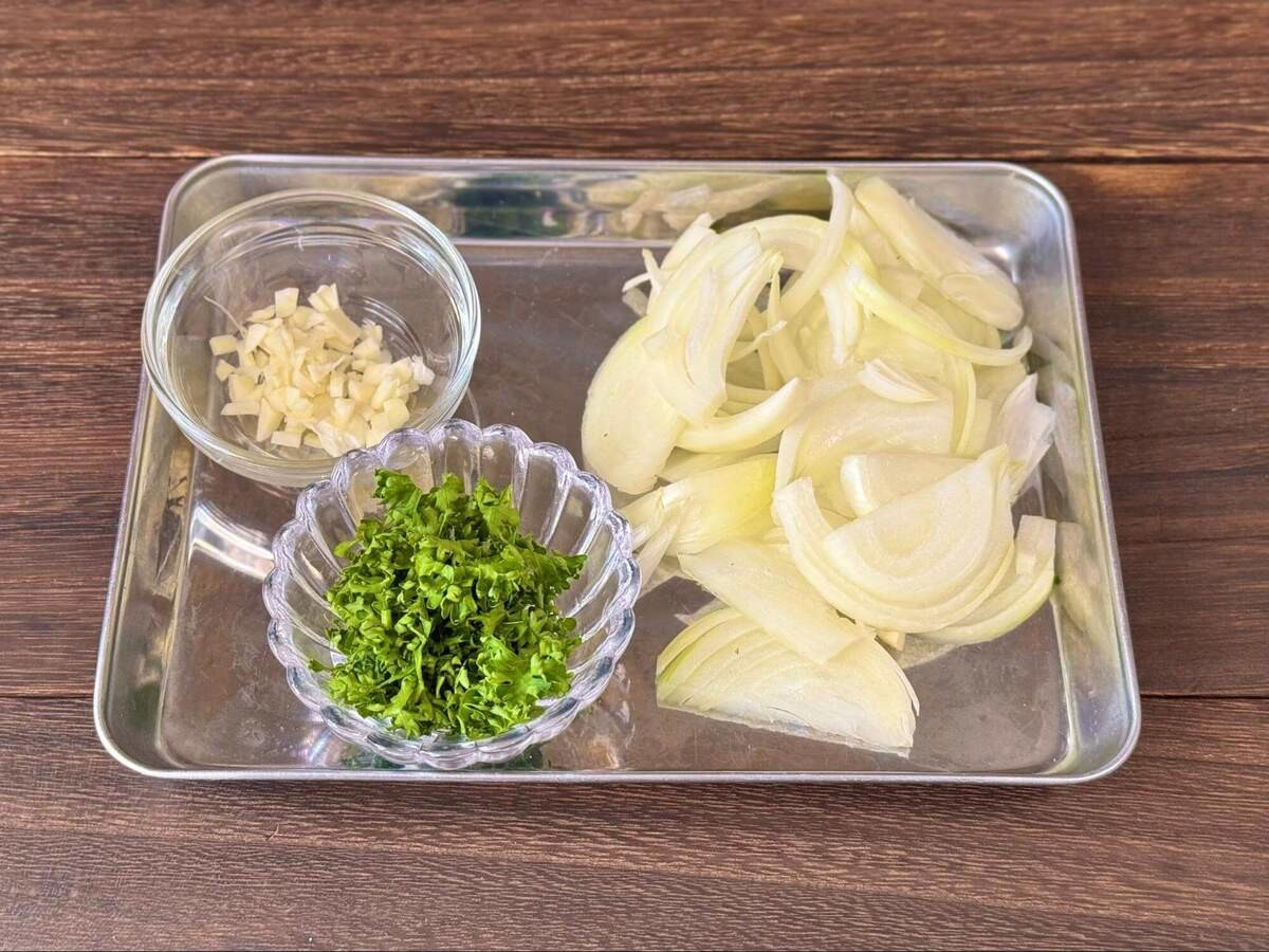 三國清三さん「鶏むね肉のにんにくレモンクリーム」