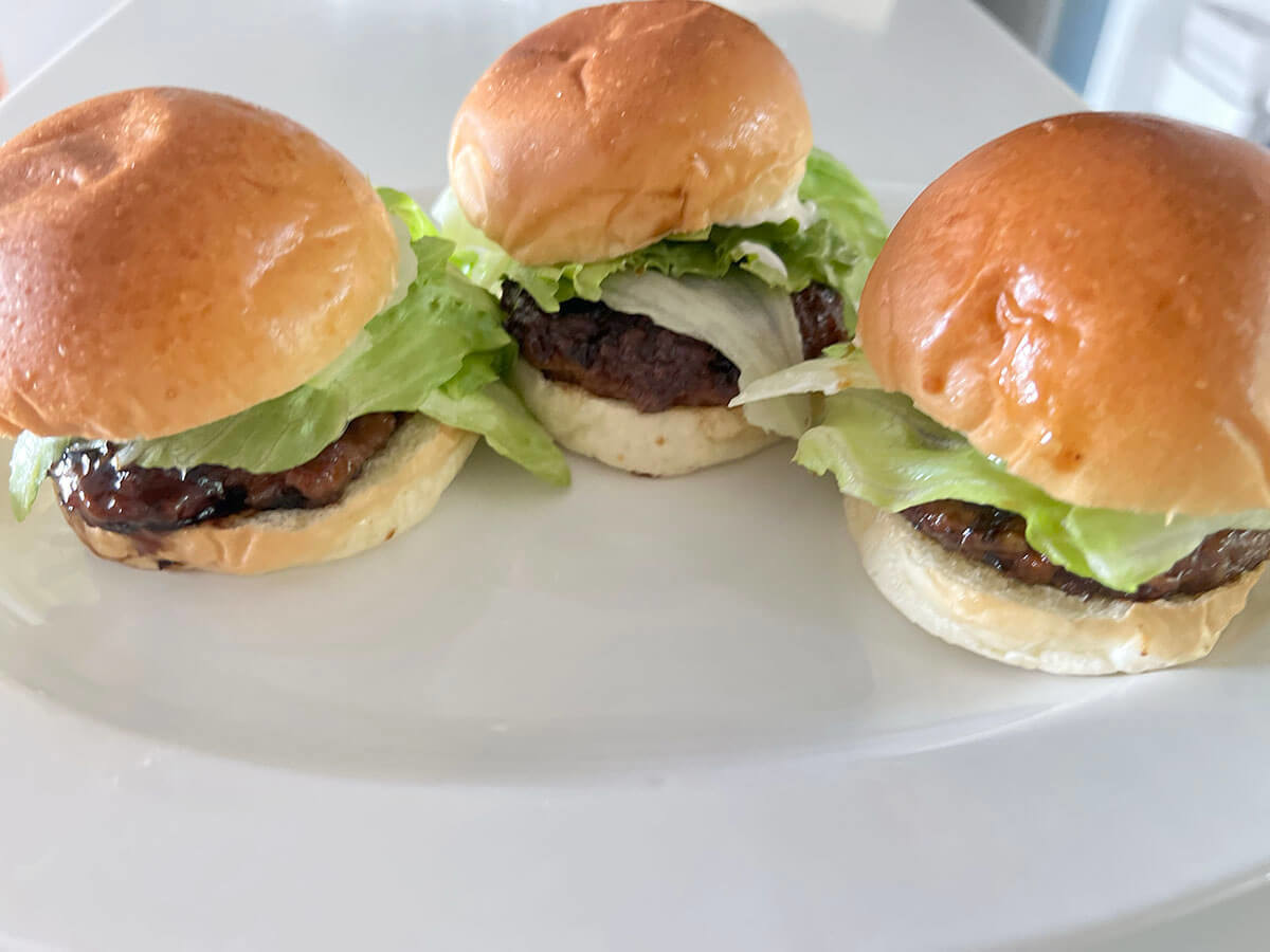小林まさみさん「照り焼きレタスバーガー」のレシピ