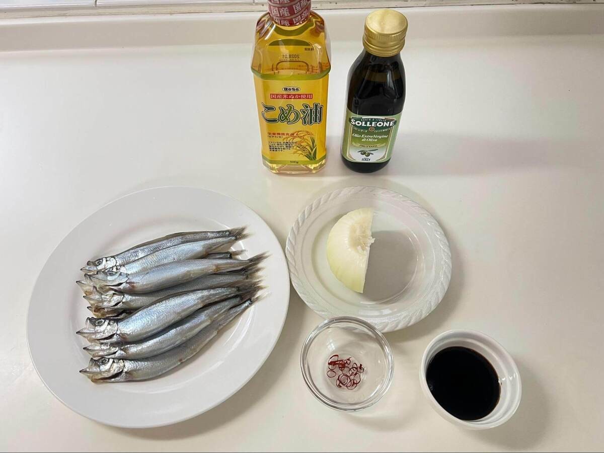ゆでししゃものオイルサーディン風