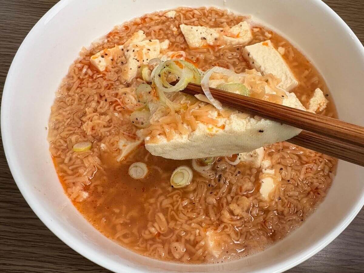 豆腐チキンラーメン