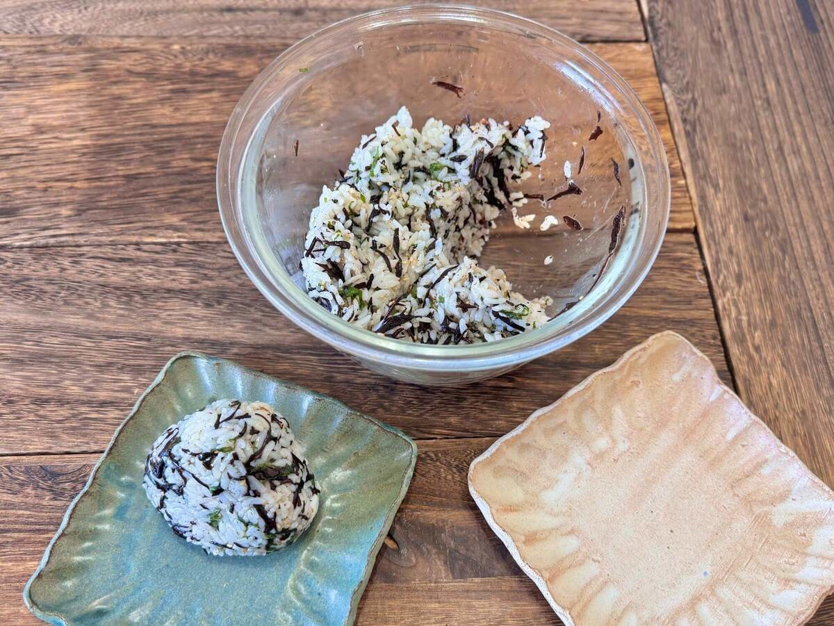 長谷川あかりさん「長いもとまいたけのつくね汁」のレシピ