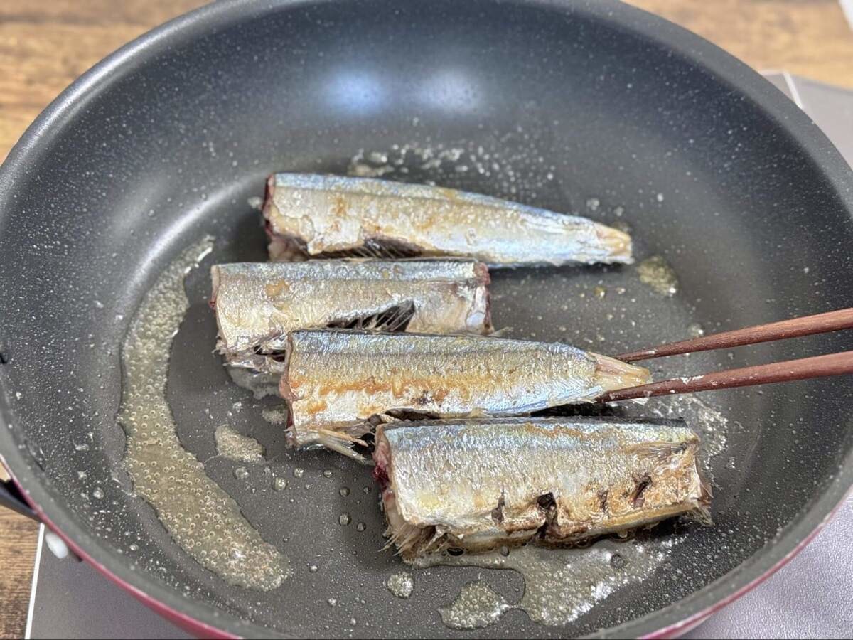 サンマと舞茸の炊き込みご飯