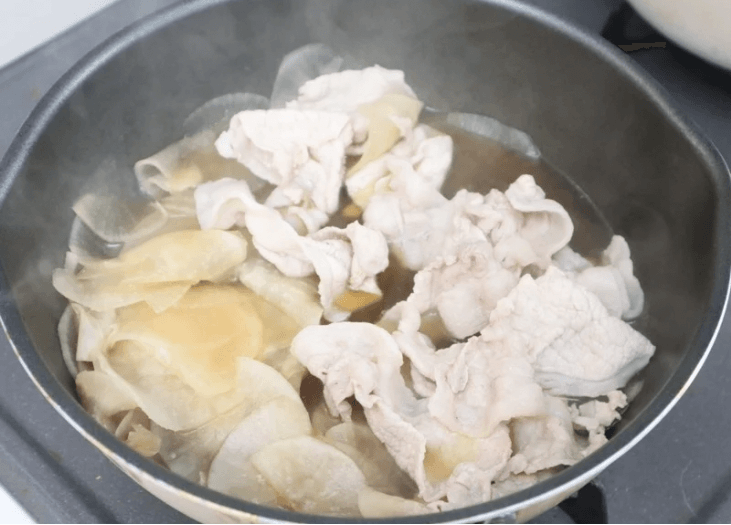 大原千鶴さん「ひらひら豚大根」のレシピ