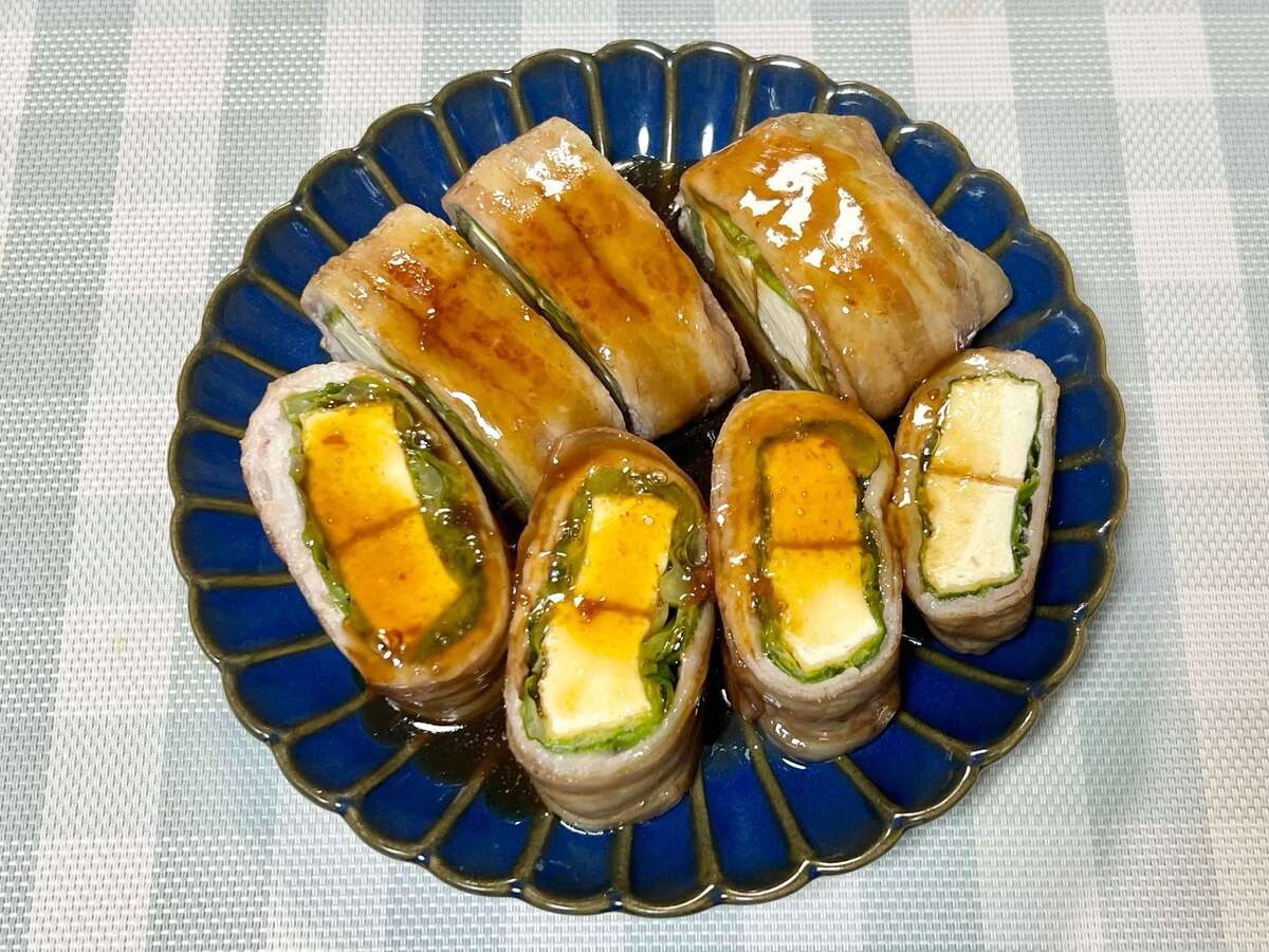 タサン志麻さん「厚揚げとキャベツの豚巻き」のレシピ
