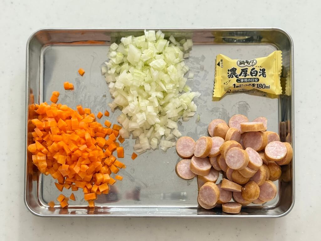 「白湯チキンピラフレシピ」