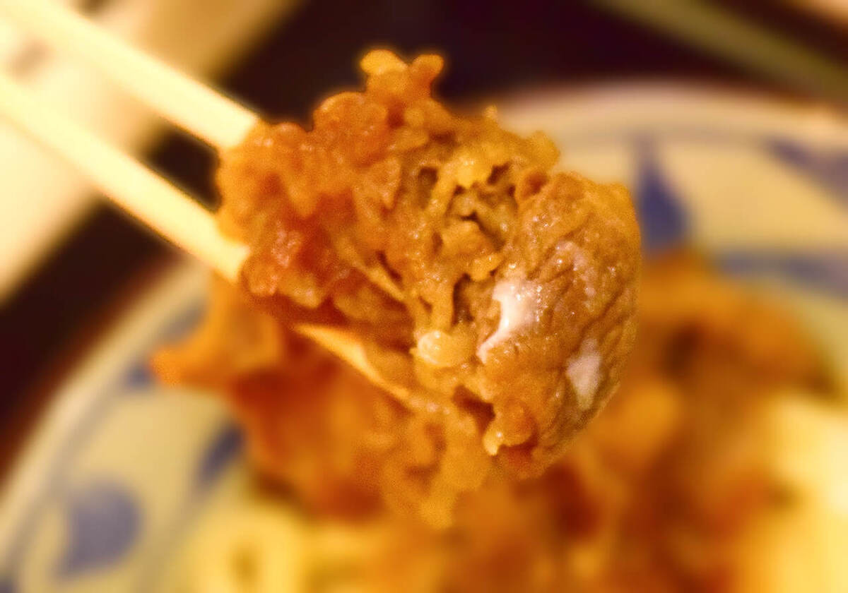 丸亀製麺の店舗限定品「肉たまぶっかけ」