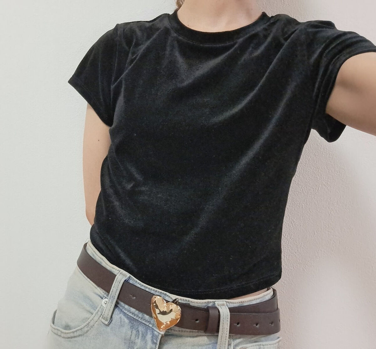 重厚感があるのに涼しげ！「シアーベロアミニT」