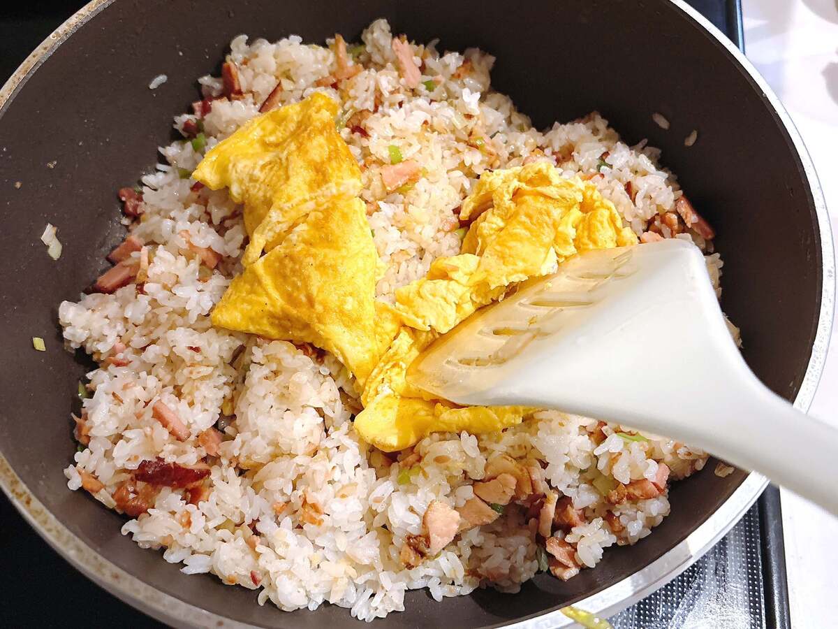 ニチレイ公式「絶品チャーハン」