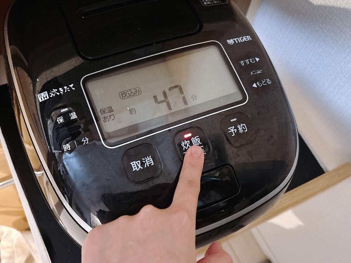 岩崎ファーム「とうもろこしとウインナーの炊き込みご飯」のレシピ