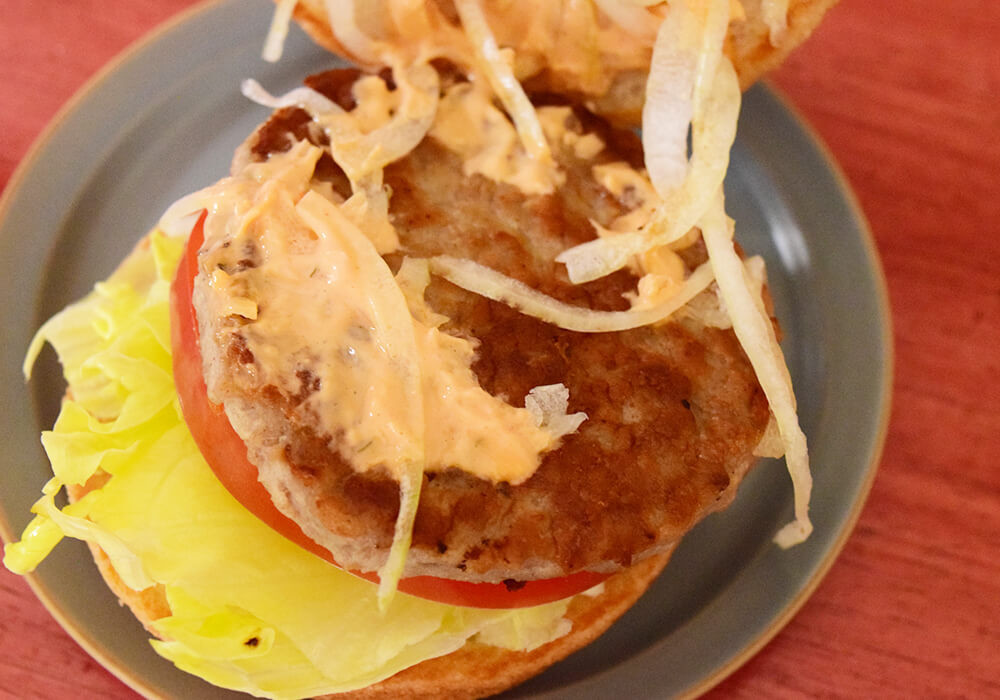 朝の野菜バーガー ～オーロラソース～