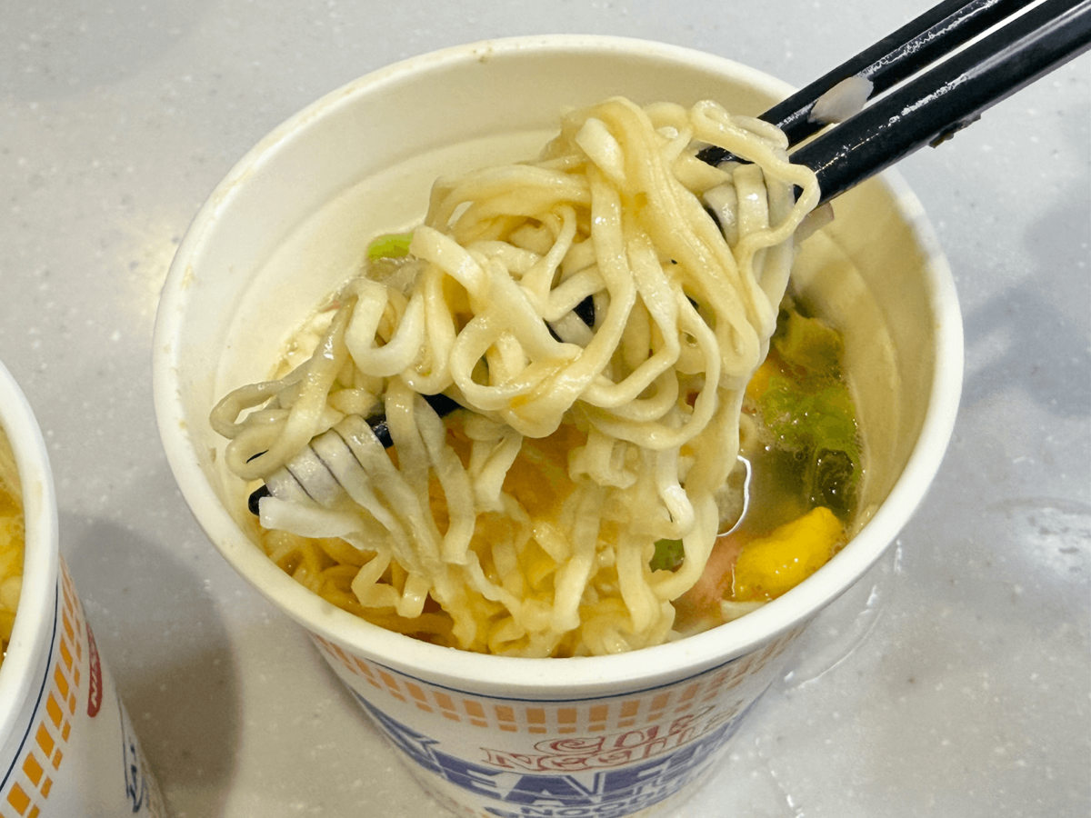 カップラーメン
