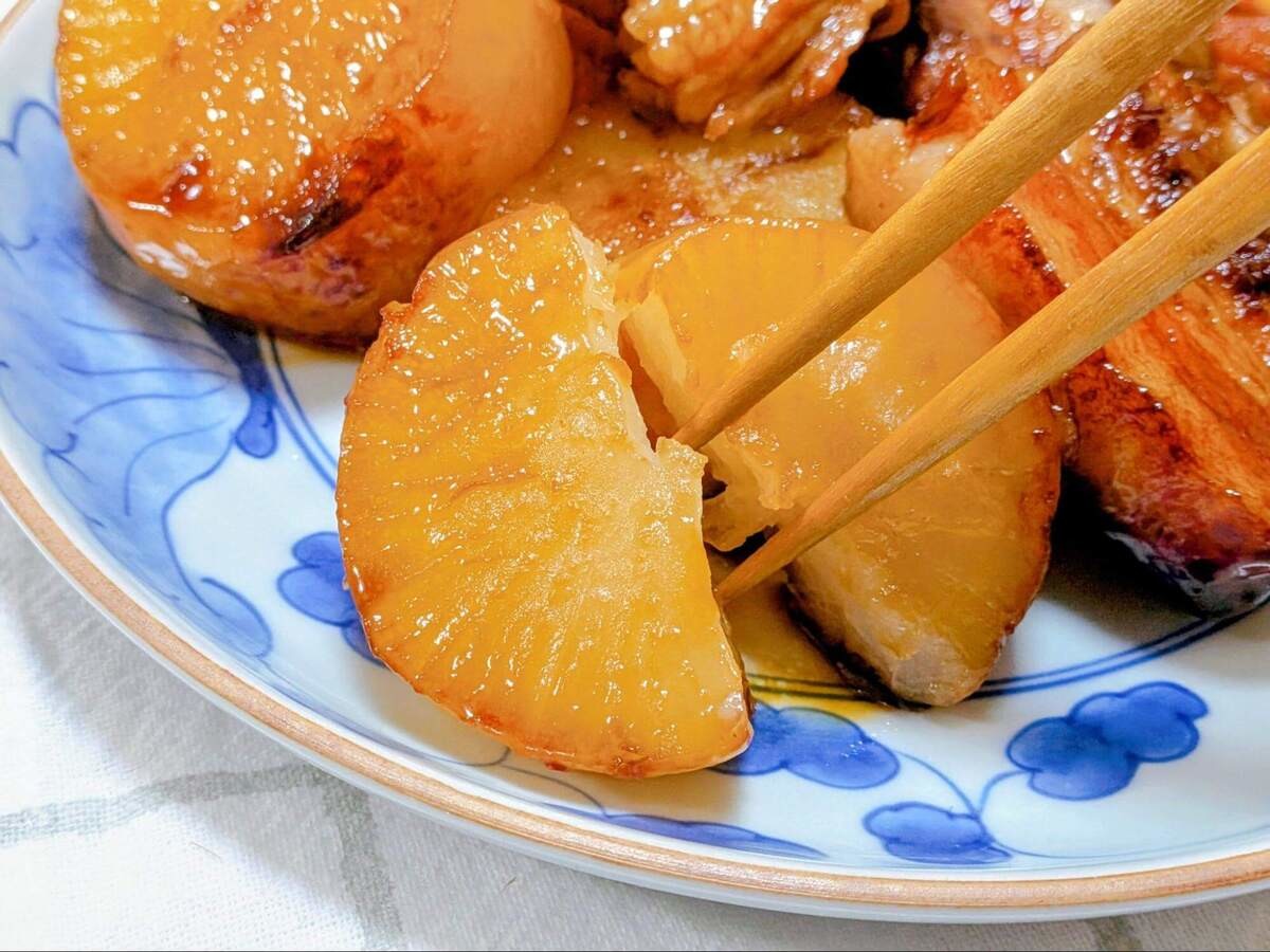 栗原はるみさん「大根と豚肉のべっこう煮」