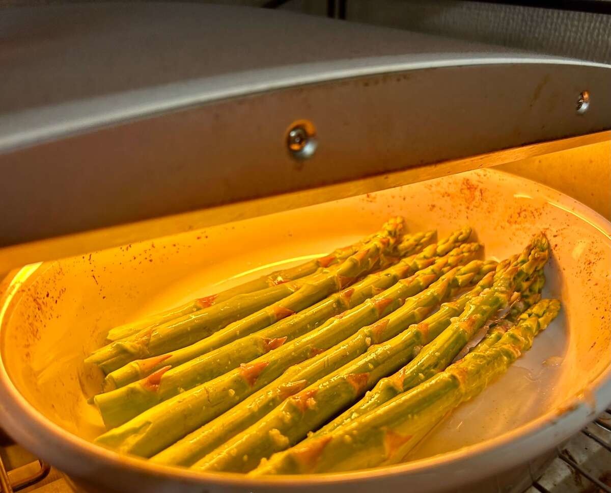 まりこさん「焼きアスパラ」