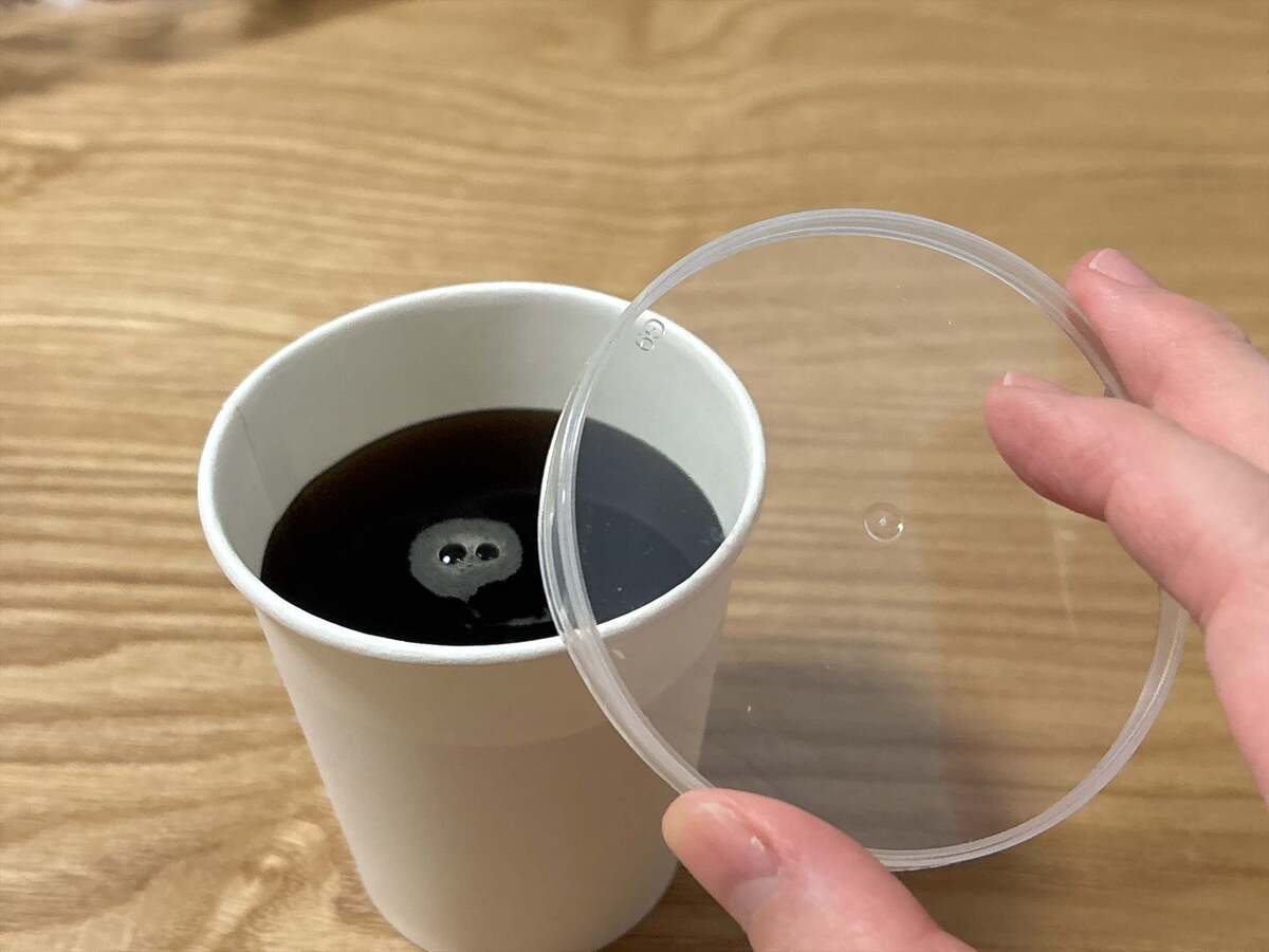 プリングルズのふた、捨てないで〜