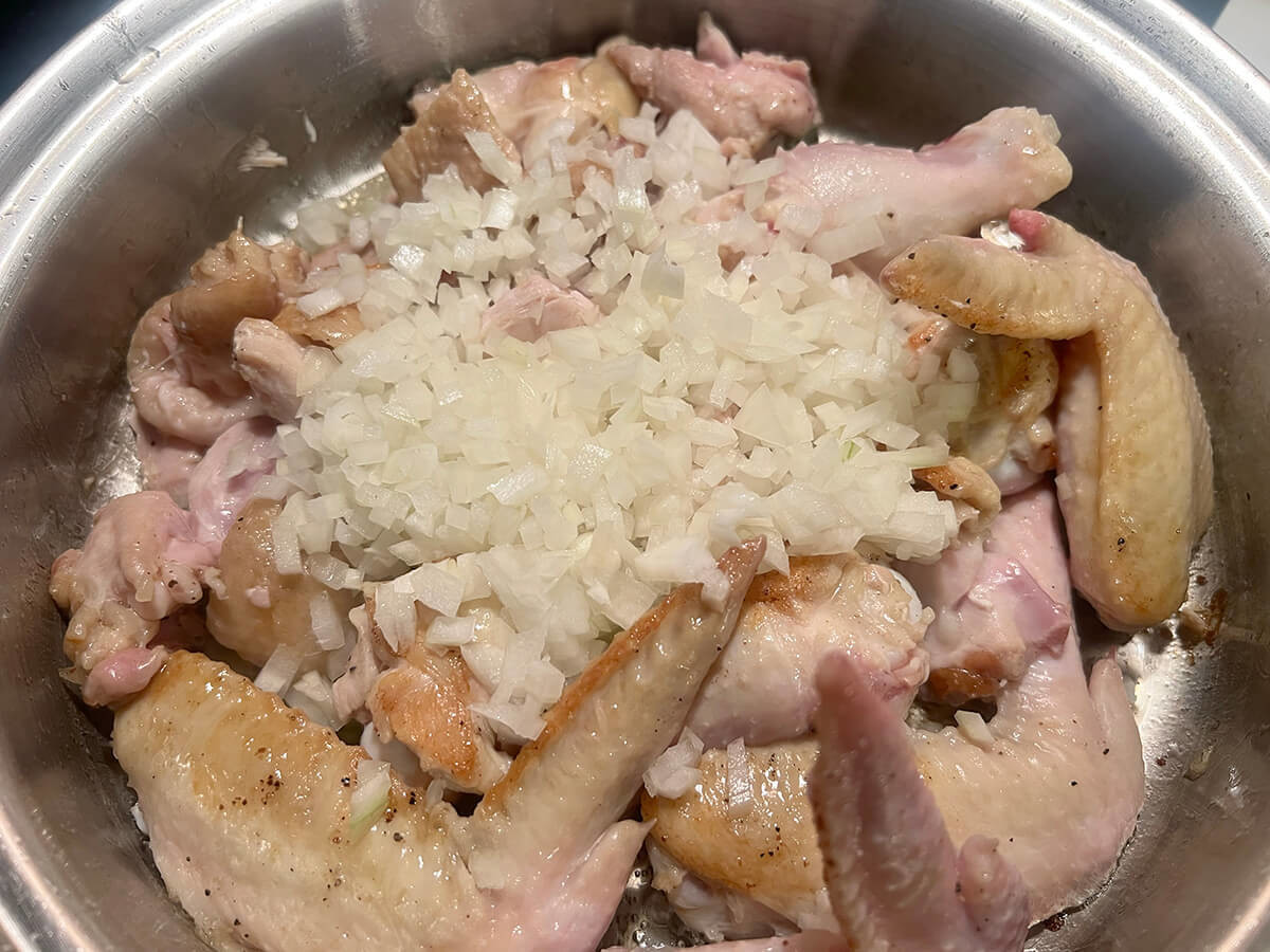 鶏肉の白ワイン煮込み