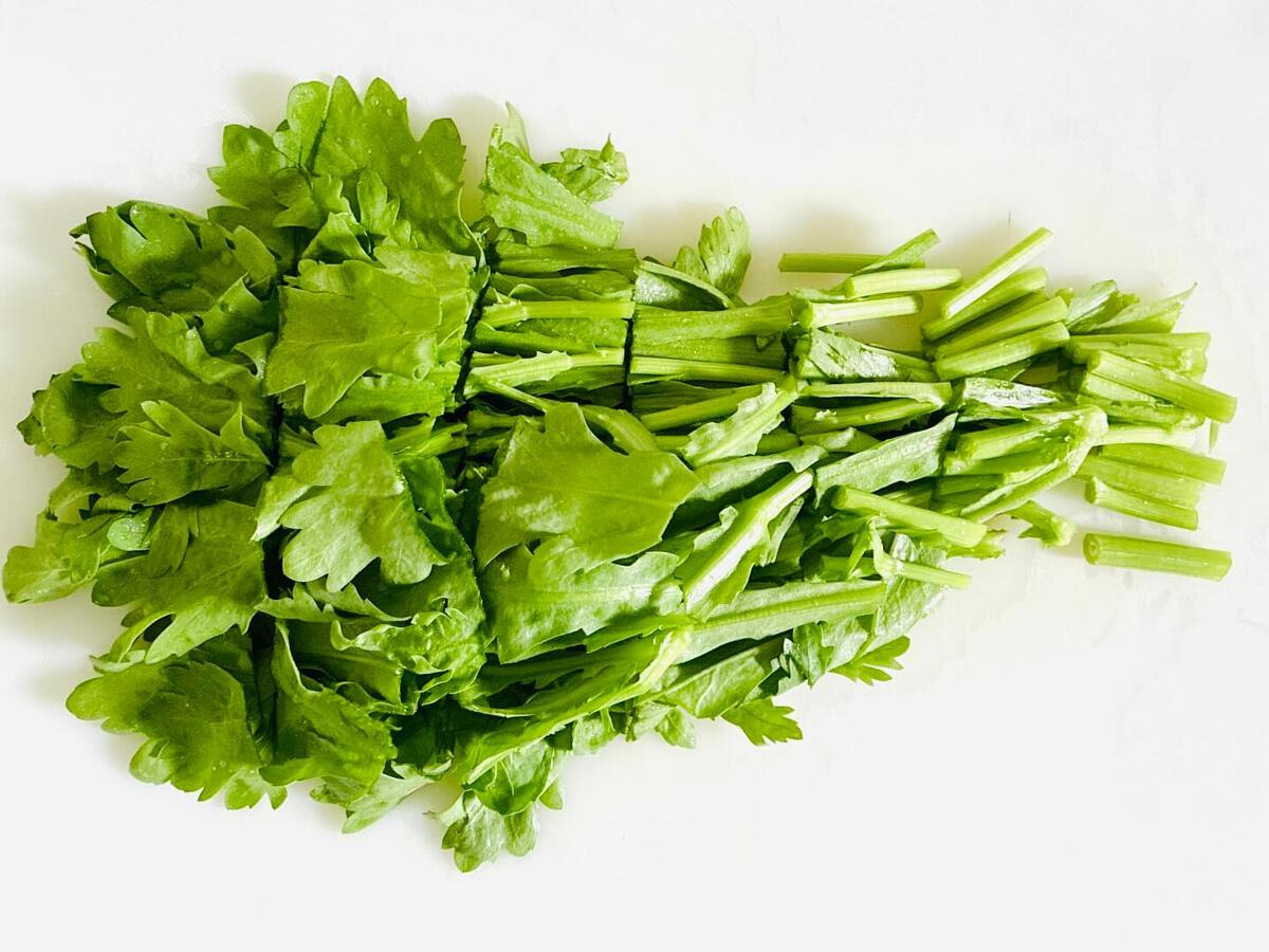 「春菊のナムル」