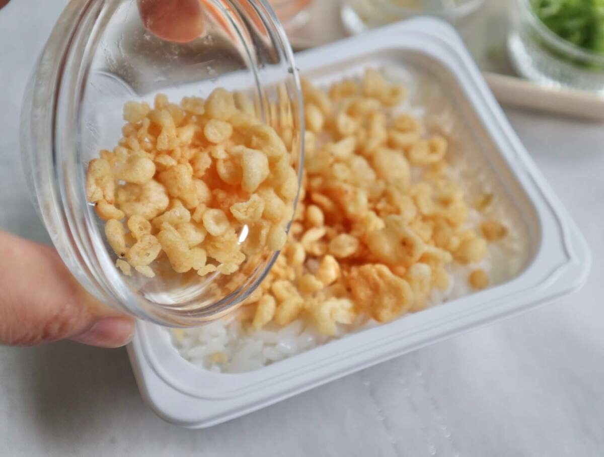 テーブルマーク公式「たぬき丼」