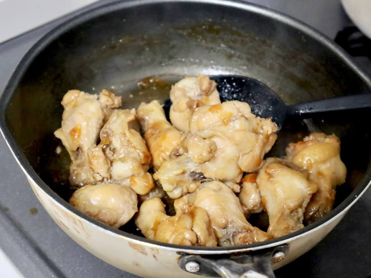 手羽元のマーマレード煮込み