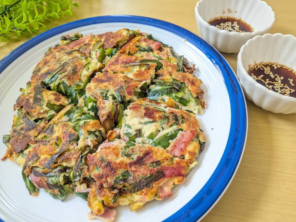 ニラ豆腐のチーズチヂミ