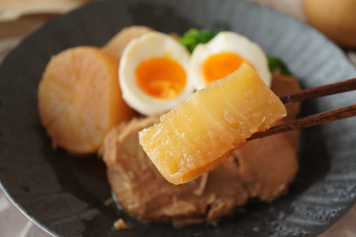 栗原はるみさん「大根と豚肉のべっこう煮」